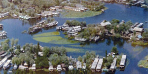 1980 08 Srinagar Kashmir INDIA